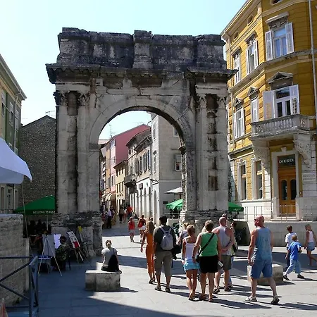 Heart Of Old Town